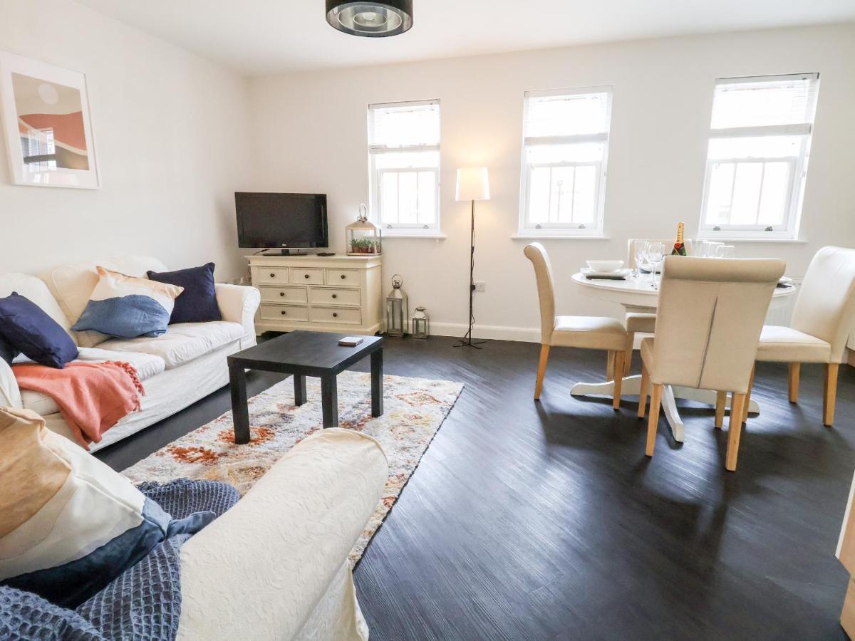 122 The Old Meadow Apartment Шрусбъри Екстериор снимка